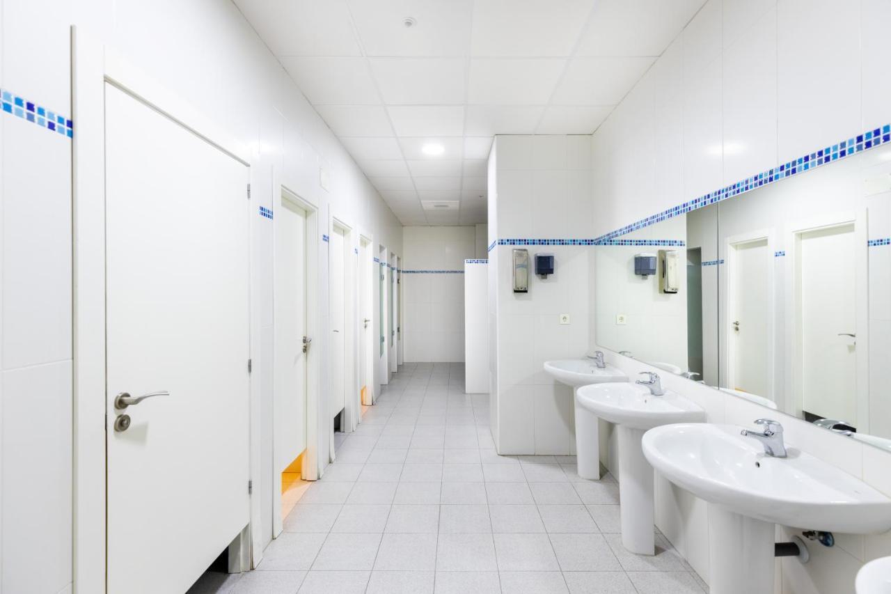 Apartamento Forum-Ciencias Con Piscina, Gym & Parking Granada Bagian luar foto