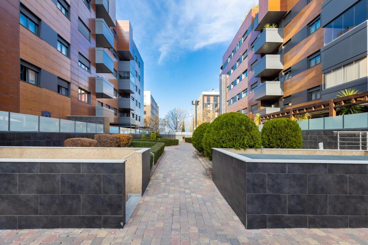 Apartamento Forum-Ciencias Con Piscina, Gym & Parking Granada Bagian luar foto